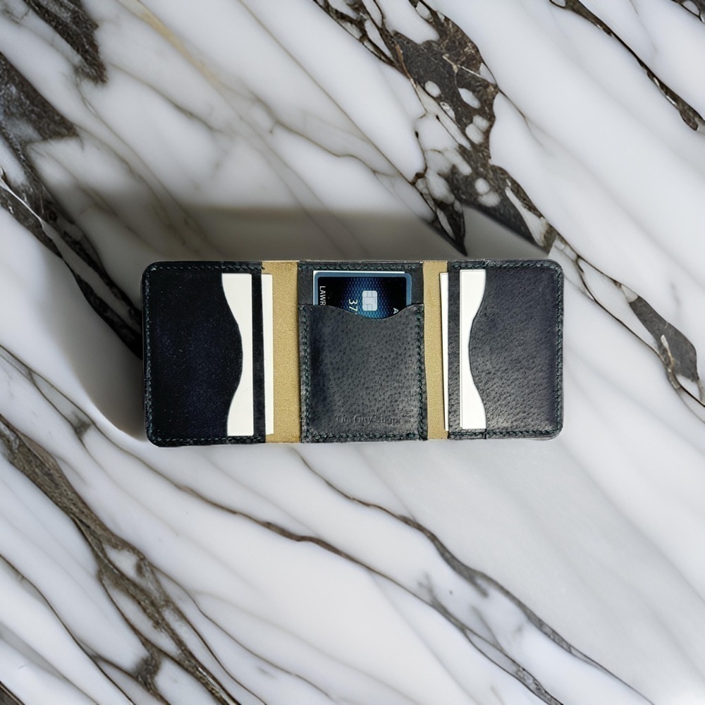 Military Inspired Hand Crafted Italian Leather Tri-fold Card Wallet (Camouflage) - Picture 2 of 8